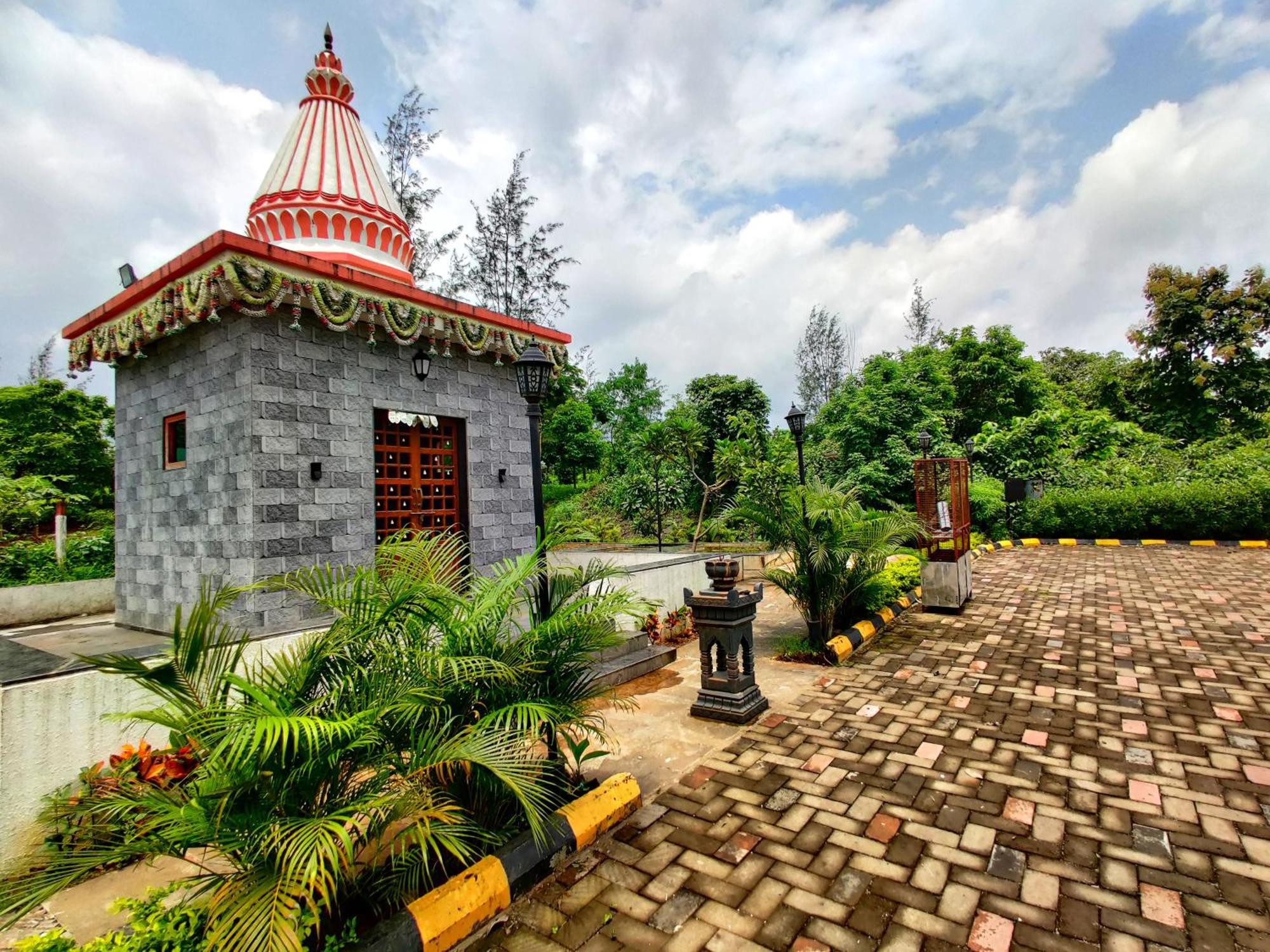 Pushpam Sanskruti Resort Karjat - A Pure Veg Resort Dhamni Εξωτερικό φωτογραφία